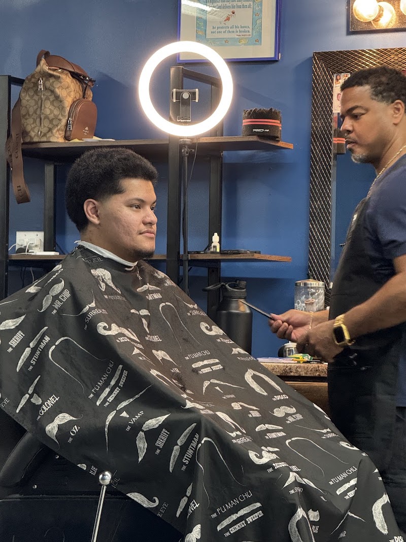 Fluke's Barber Shop