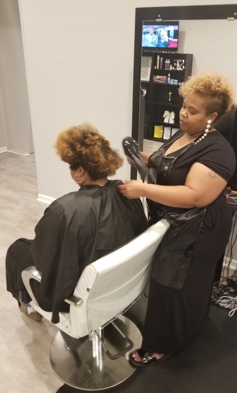 Salon Empyre llc