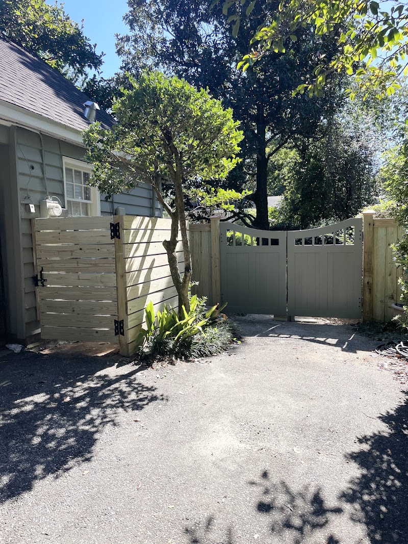Pinnacle Fencing, LLC