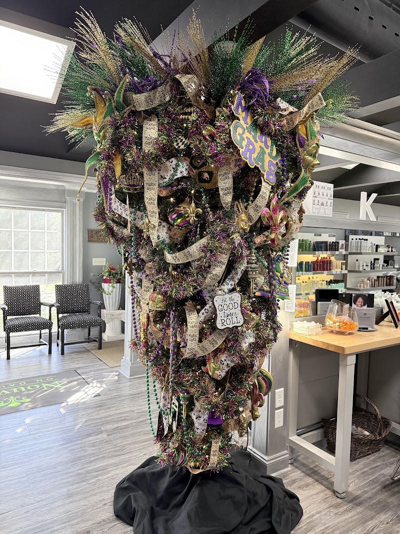 Nouveau on Dauphin - a salon and day spa